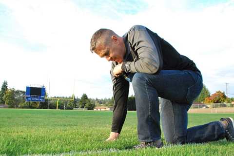 Supreme Court to hear case of Bremerton football coach fired for praying on field