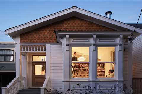 A San Francisco Victorian Conceals a Striking Rear Extension—and a Rooftop Hot Tub