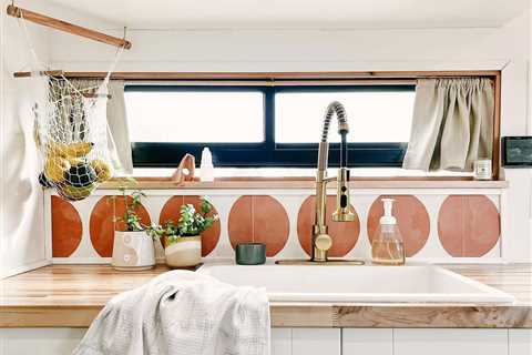 7 small-space organization tips from van dwellers and tiny home experts