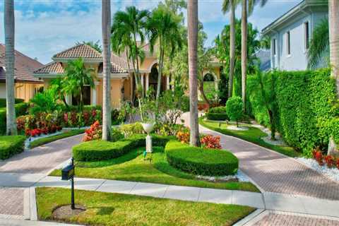 Are there any restrictions on what types of businesses can be operated in a boca raton homeowners..
