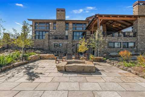 A Colorado Ranch That Channels the Great Outdoors Lists for $8.7M