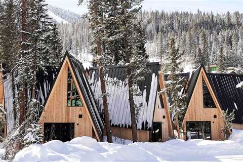 One Night In a Colorado A-Frame Village Inspired by 1970s Ski Style