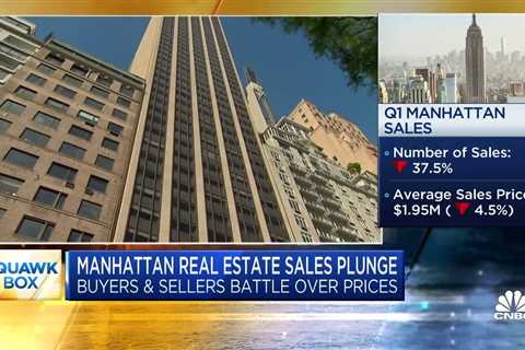 Manhattan real estate sales plunge as buyers and sellers battle over prices