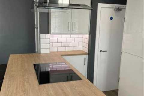 Kitchen Fitters Bowling