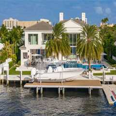 Exploring Properties with Boat Docks and Marina Access in Lake Worth, FL