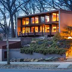 We Have a Feeling This $695K Minneapolis Midcentury Won’t Be on the Market for Long
