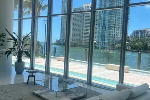 Explorando el impacto de los condominios de lujo en Aston Martin Residences Miami en el panorama..