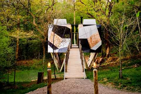 Three Award-Winning Tree Houses Hit the Market in England Starting at £2M