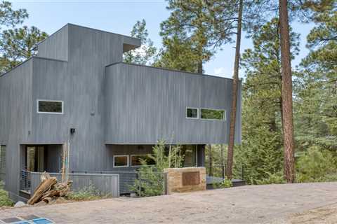 The Ski Slopes Are 10 Minutes Away From This $1.2M Arizona Cabin