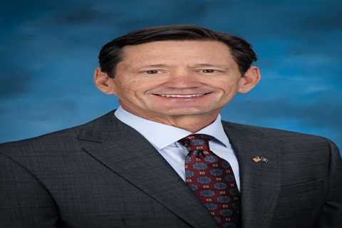 Cotality names former USAA CEO Wayne Peacock to board of directors