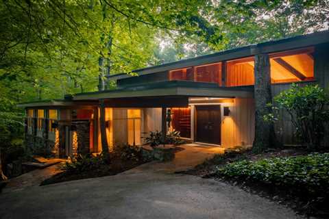 Listed for the First Time, This $4M Atlanta Midcentury Comes With a Waterfall