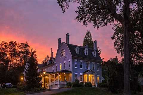 Discover the Most Romantic CT Shoreline Inn for Your Next Getaway